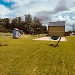 Semesterbostad Summer Village Rewal *
